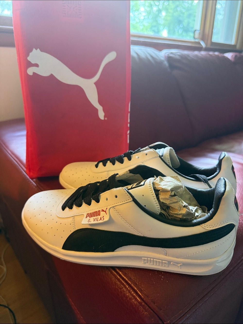 Puma White and Black G. Vilas Men's Low-Top Sneakers